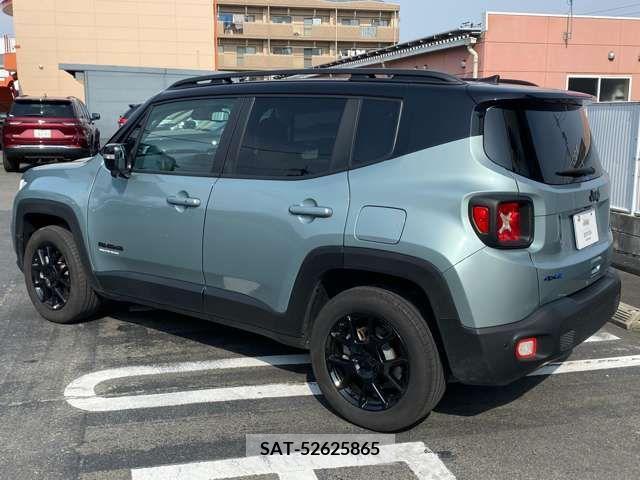 Jeep RENEGADE 2023-03 219707-6