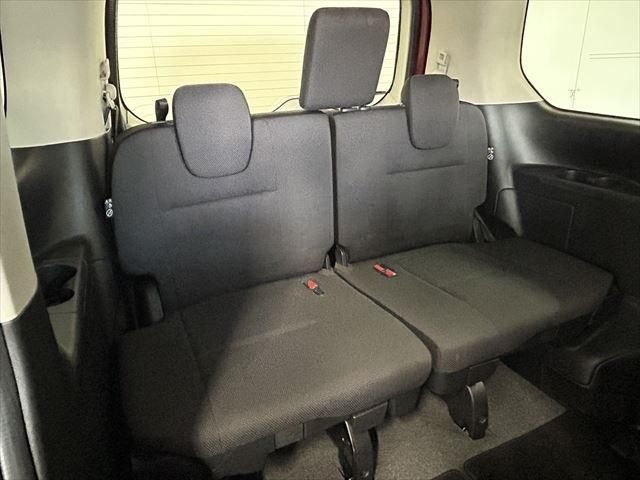 Nissan SERENA 2018-01 19616-19