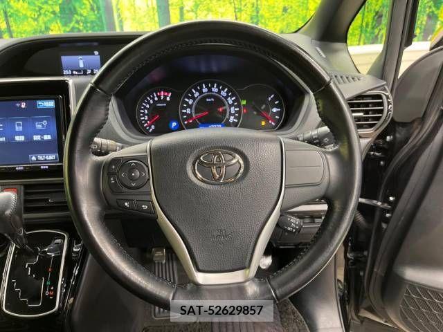 Toyota NOAH 2017-08 332087-11