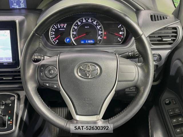 Toyota VOXY 2014-07 210934-9