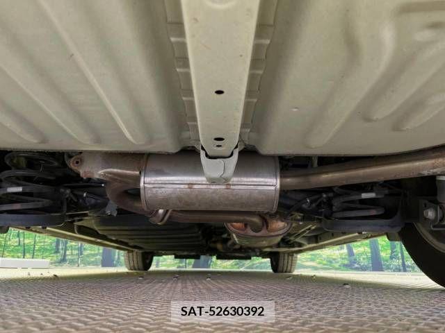 Toyota VOXY 2014-07 210934-18