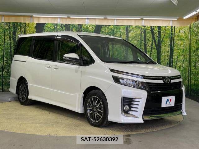 Toyota VOXY 2014-07 210934-16