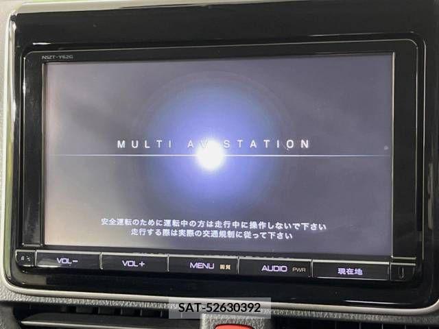 Toyota VOXY 2014-07 210934-3