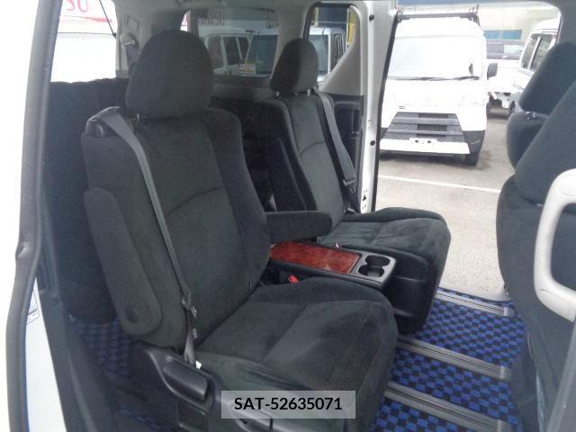 Toyota VELLFIRE 2010-01 352606-21