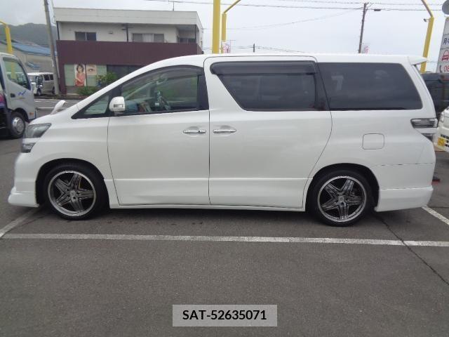 Toyota VELLFIRE 2010-01 352606-7