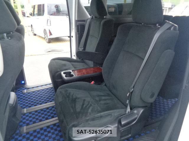 Toyota VELLFIRE 2010-01 352606-23