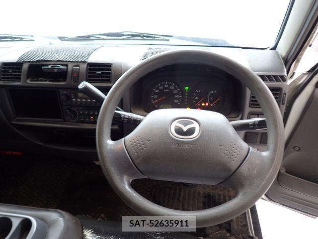 Mazda BONGO VAN 2010-10 217459-4