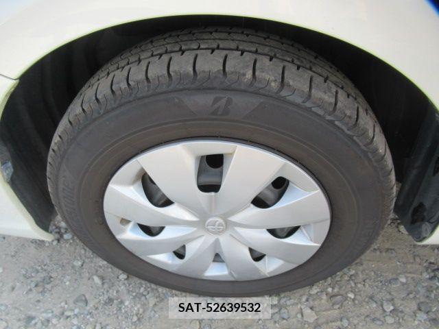 Toyota COROLLA AXIO 2017-03 358001-2