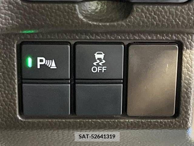Honda N BOX 2022-07 338571-7