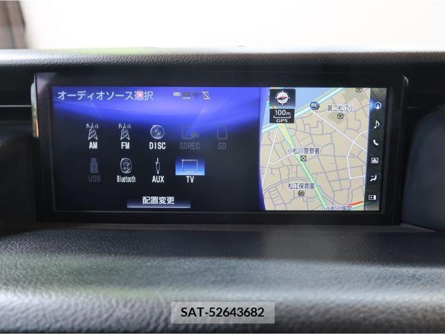 Lexus IS 2017-11 227851-9