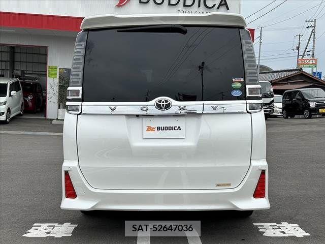 Toyota VOXY 2019-03 239640-13