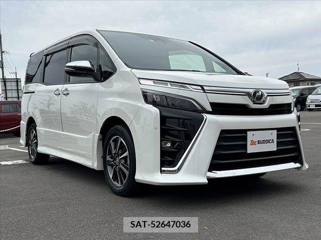 Toyota VOXY 2019-03 239640-7