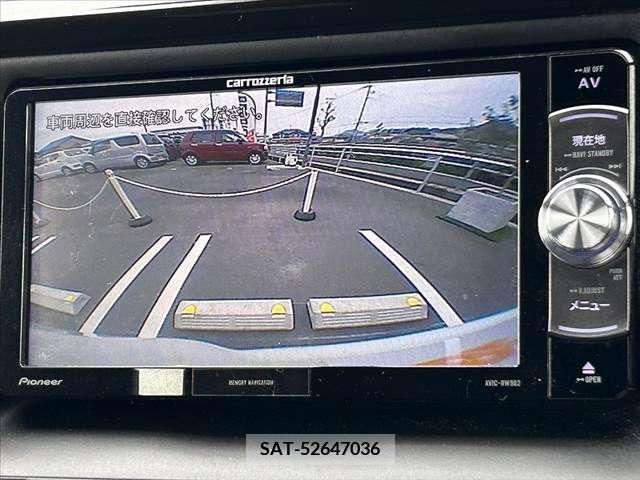 Toyota VOXY 2019-03 239640-3