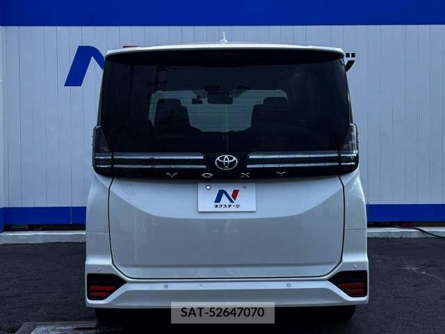 Toyota VOXY 2022-12 256149-16