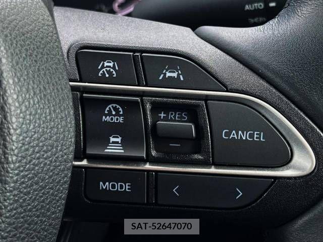 Toyota VOXY 2022-12 256149-5