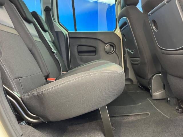 Renault KANGOO 2021-07 185385-7
