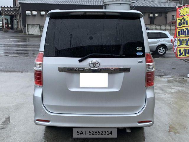 Toyota NOAH 2007-09 298106-6