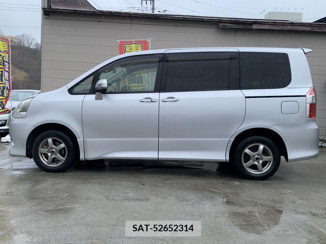 Toyota NOAH 2007-09 298106-4