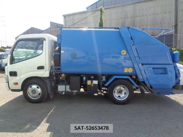 Hino DUTRO 2010-08 331098-7