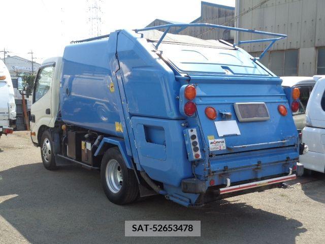 Hino DUTRO 2010-08 331098-5
