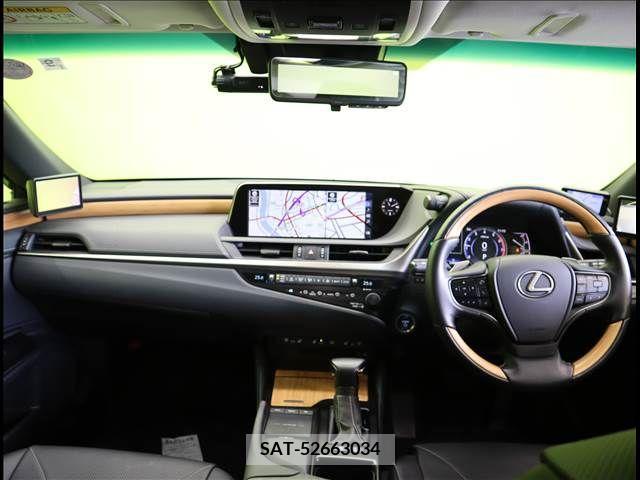 Lexus ES 2019-09 354329-2