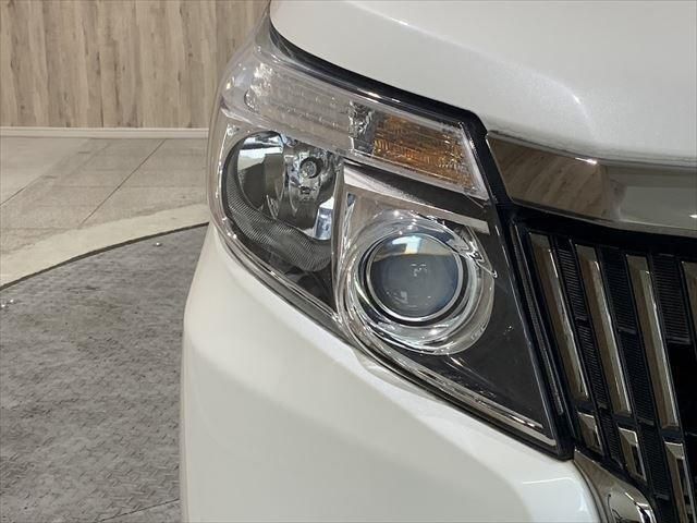 Toyota ESQUIRE 2016-11 187504-9