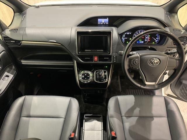 Toyota ESQUIRE 2016-11 187504-18