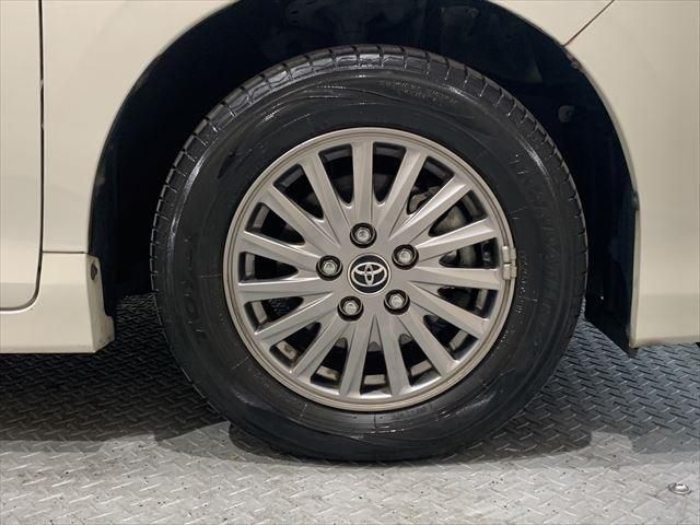 Toyota ESQUIRE 2016-11 187504-17