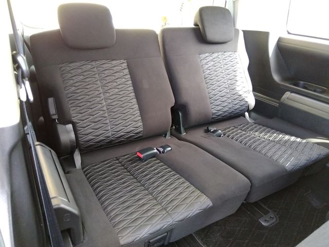 Mitsubishi DELICA D5 2019-03 21683-11