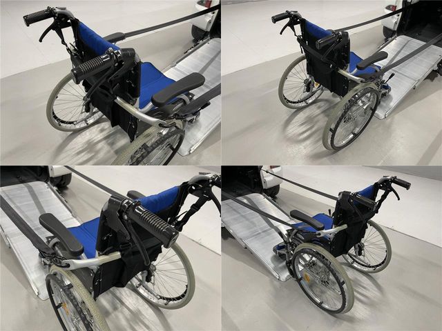 Toyota RACTIS 2012-06 10077-4