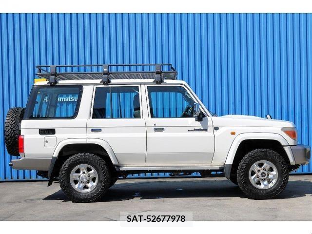 Toyota LAND CRUISER 2015-04 274997-6