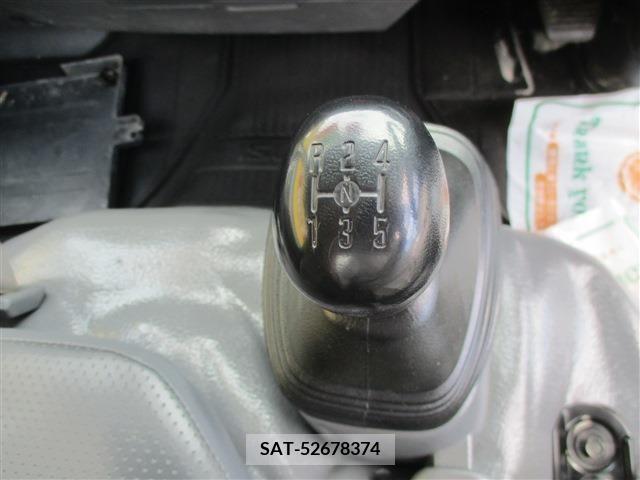 Isuzu ELF TRUCK 2013-11 268294-11