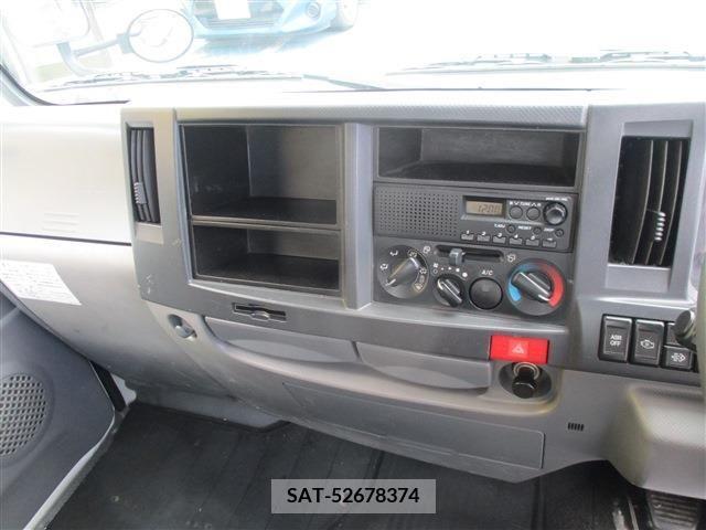 Isuzu ELF TRUCK 2013-11 268294-10