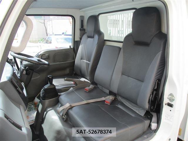Isuzu ELF TRUCK 2013-11 268294-14