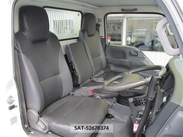 Isuzu ELF TRUCK 2013-11 268294-13