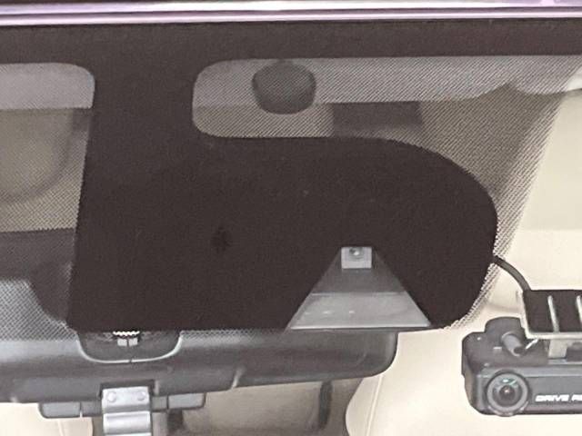 Nissan NOTE 2018-02 182369-3