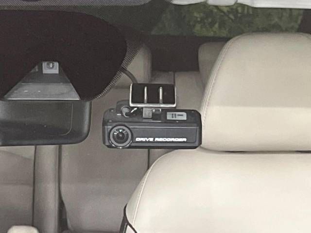 Nissan NOTE 2018-02 182369-6