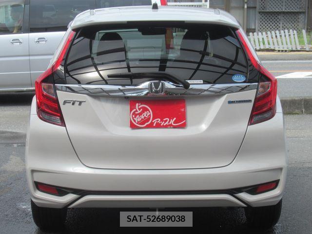 Honda FIT HYBRID 2019-07 329204-11