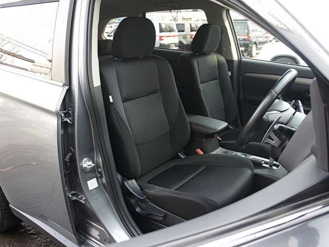 Mitsubishi OUTLANDER 2012-10 4195-11