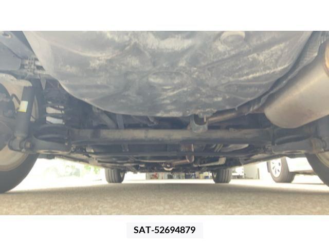 Toyota PRIUS ALPHA 2011-12 393504-7