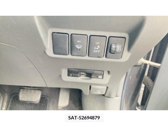Toyota PRIUS ALPHA 2011-12 393504-15