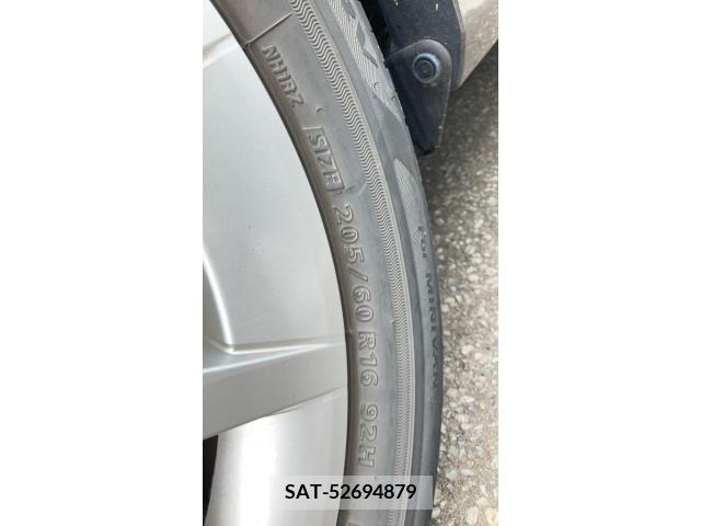 Toyota PRIUS ALPHA 2011-12 393504-6