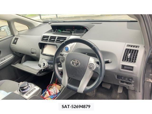 Toyota PRIUS ALPHA 2011-12 393504-14