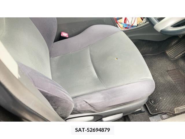 Toyota PRIUS ALPHA 2011-12 393504-13