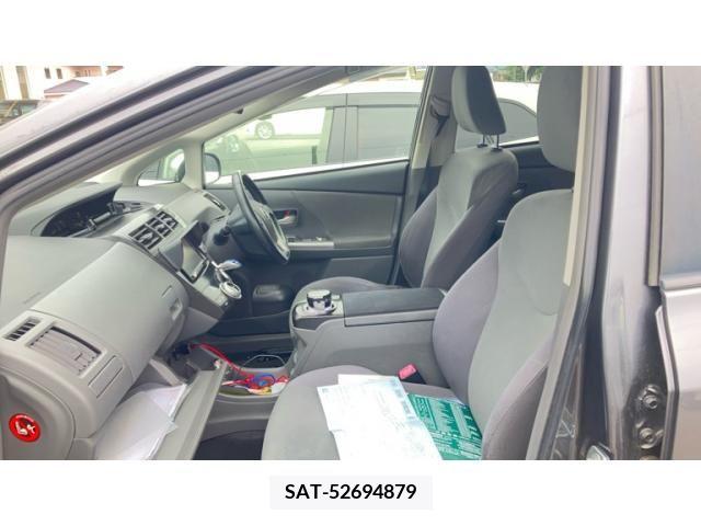 Toyota PRIUS ALPHA 2011-12 393504-11