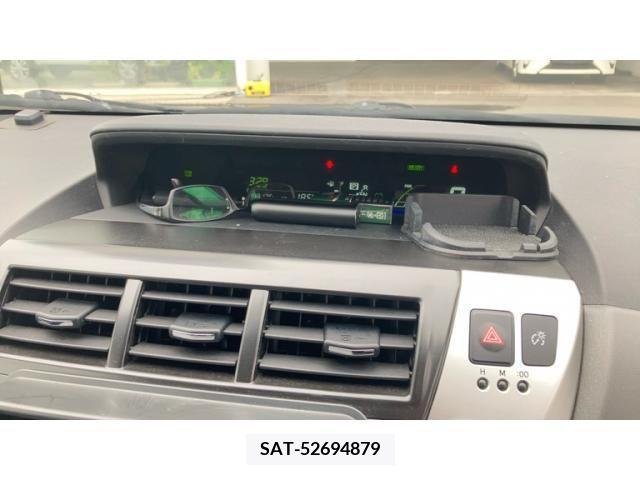 Toyota PRIUS ALPHA 2011-12 393504-17