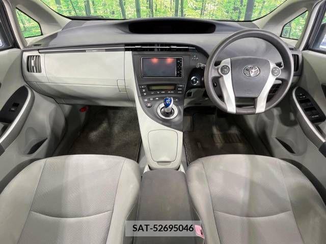 Toyota PRIUS 2010-02 327317-1