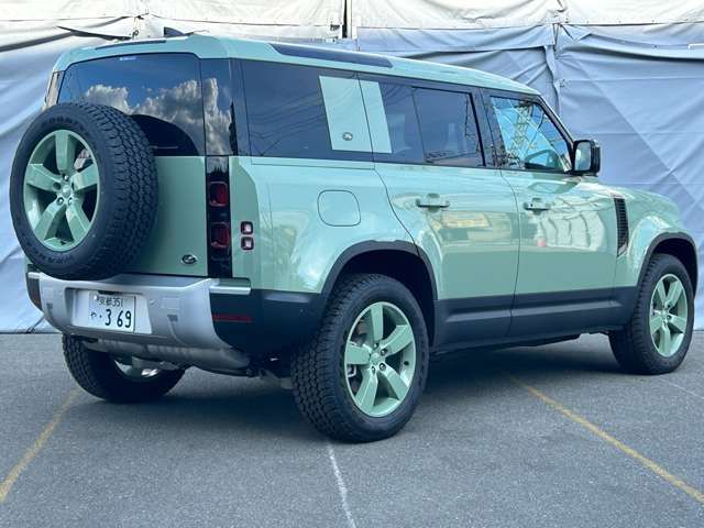 ROVER DEFENDER 2023-06 191713-1