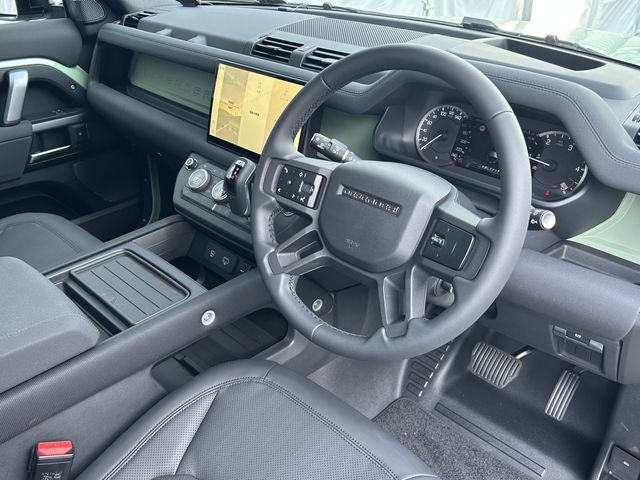 ROVER DEFENDER 2023-06 191713-18