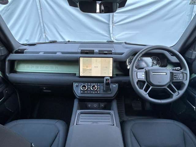 ROVER DEFENDER 2023-06 191713-7